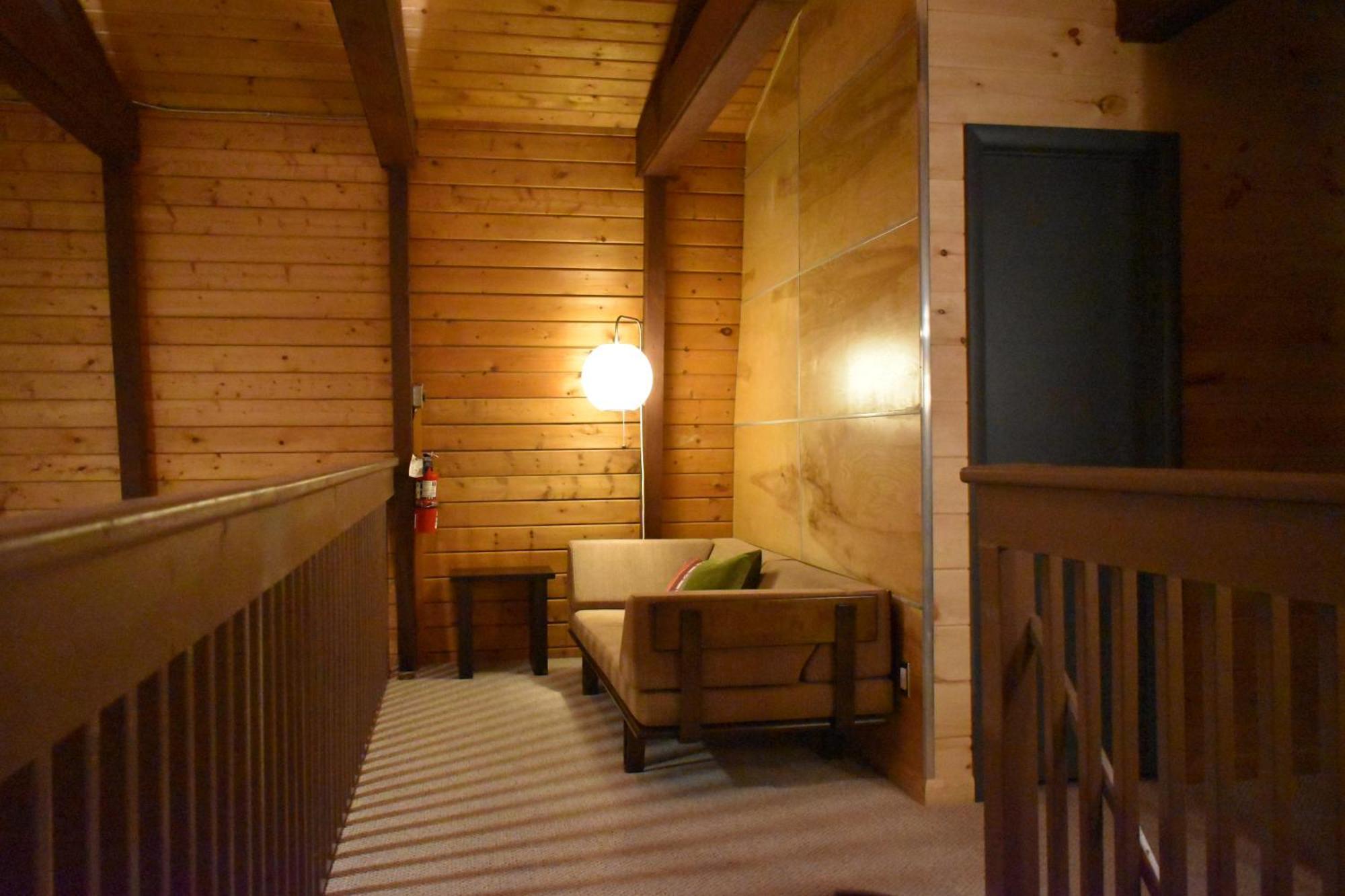 Treetops Chalet - 3Bd/2Bt Boutique Cabin W/Mt Leconte Views In 蓋特林堡 外观 照片