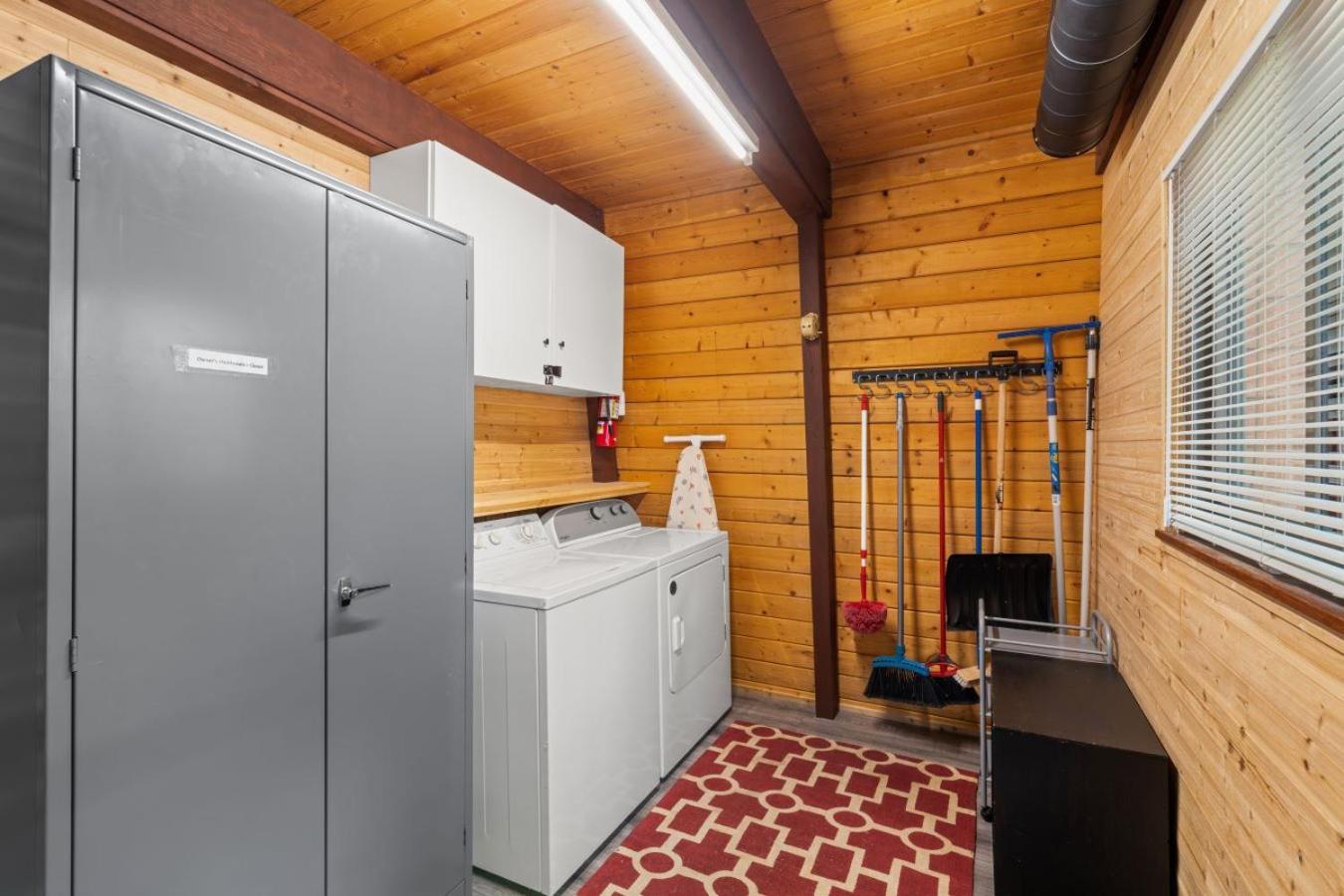 Treetops Chalet - 3Bd/2Bt Boutique Cabin W/Mt Leconte Views In 蓋特林堡 外观 照片