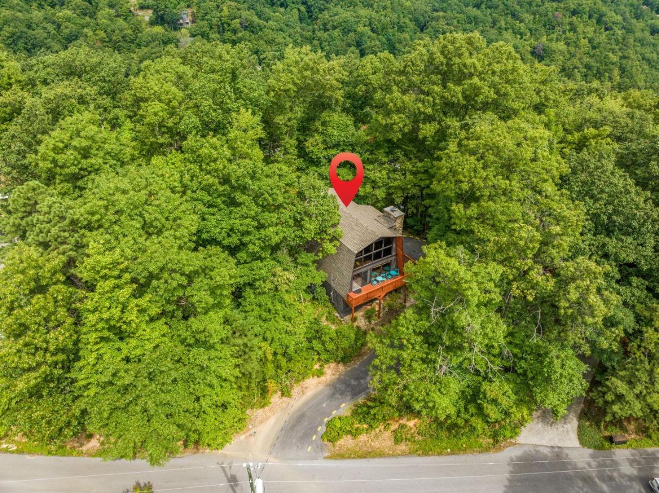 Treetops Chalet - 3Bd/2Bt Boutique Cabin W/Mt Leconte Views In 蓋特林堡 外观 照片
